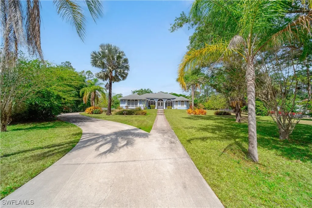 1321 8th Street NE Naples FL 34120
