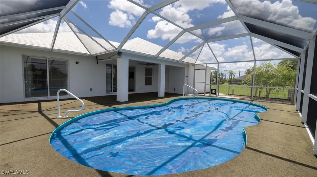 501 SE 7th Street Cape Coral FL 33990