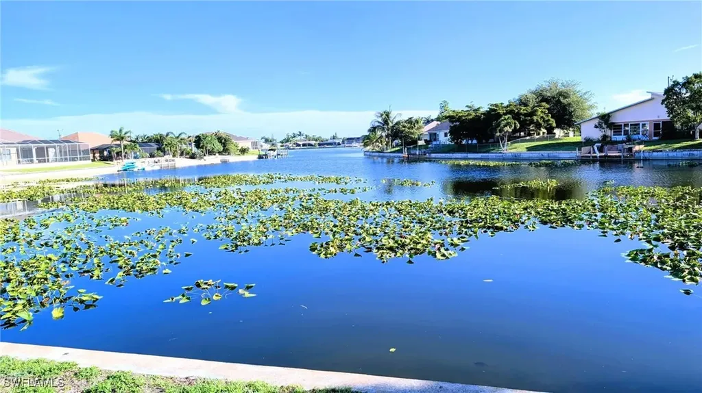 501 SE 7th Street Cape Coral FL 33990