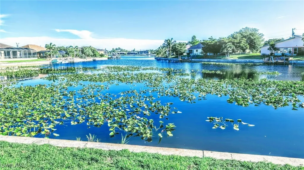 501 SE 7th Street Cape Coral FL 33990