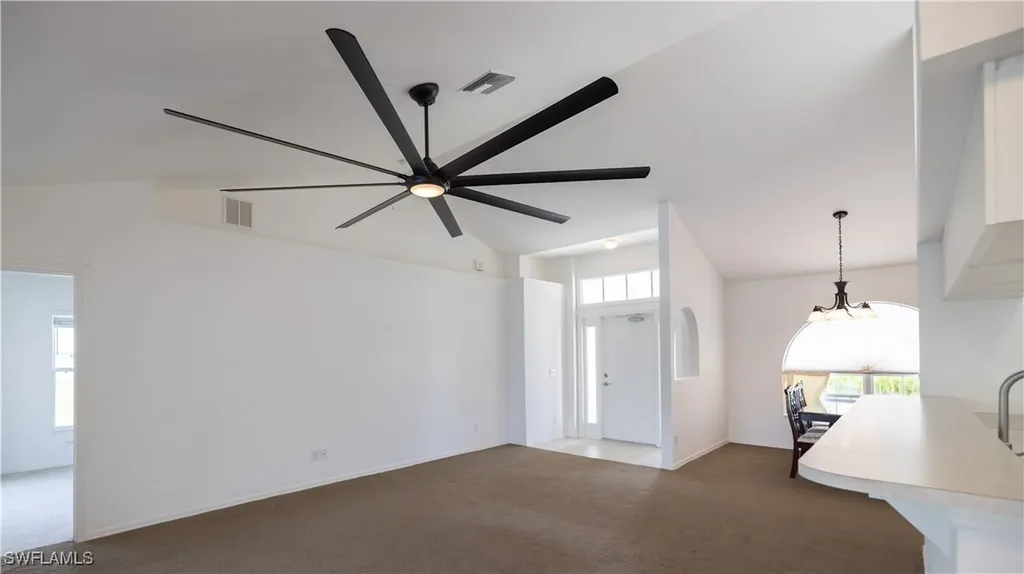 501 SE 7th Street Cape Coral FL 33990
