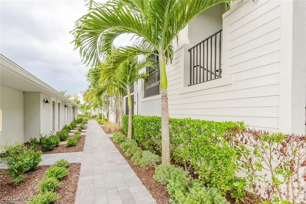 6082 National Boulevard Ave Maria FL 34142