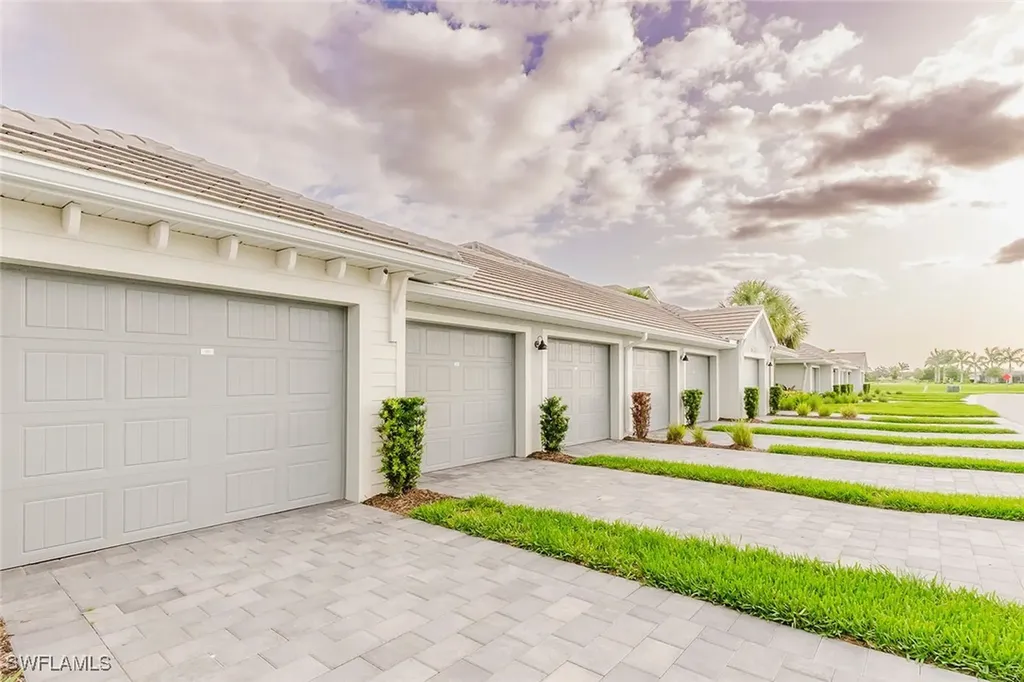 6082 National Boulevard Ave Maria FL 34142