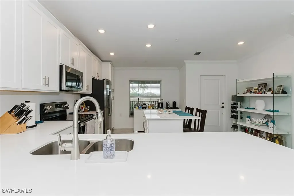 6082 National Boulevard Ave Maria FL 34142