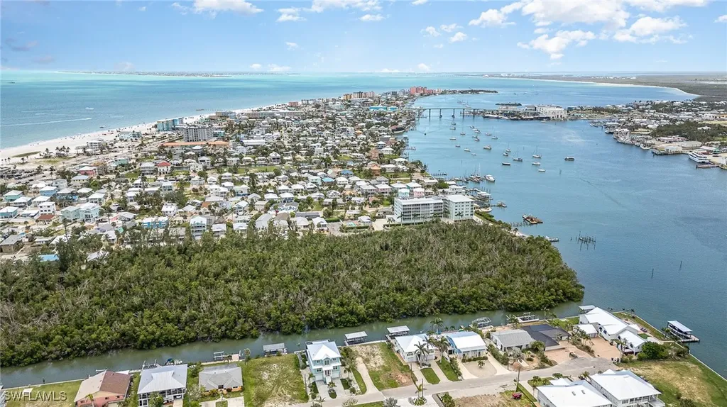 225 Tropical Shore Way Fort Myers Beach FL 33931