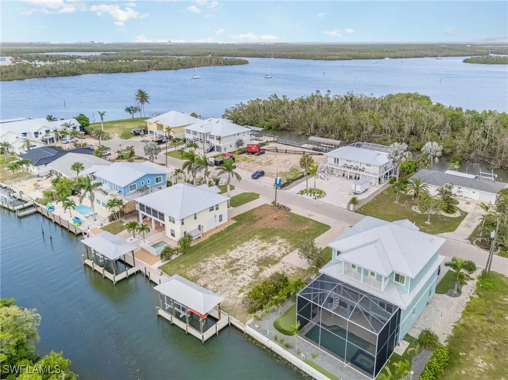 225 Tropical Shore Way Fort Myers Beach FL 33931