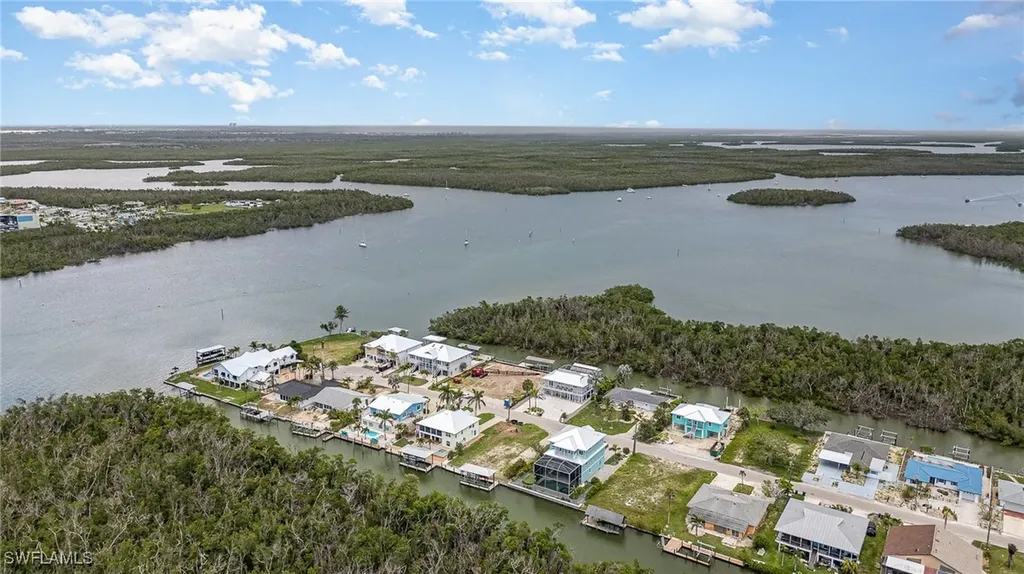 225 Tropical Shore Way Fort Myers Beach FL 33931