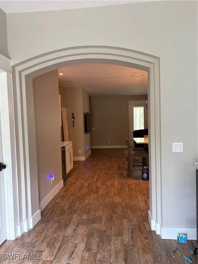 110 16th Avenue NE Naples FL 34120