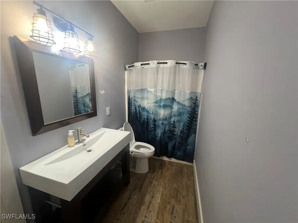 110 16th Avenue NE Naples FL 34120