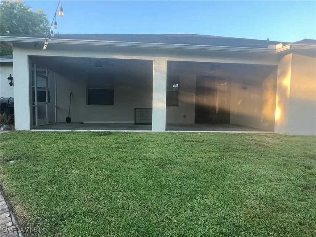 110 16th Avenue NE Naples FL 34120