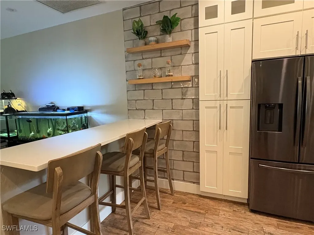 110 16th Avenue NE Naples FL 34120