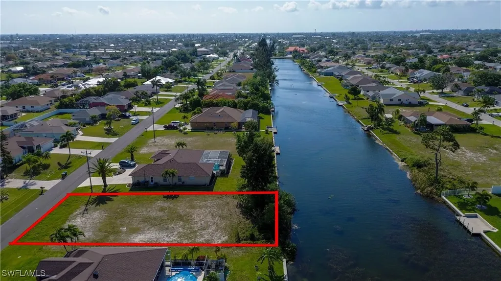 217 SE 21st Street Cape Coral FL 33990