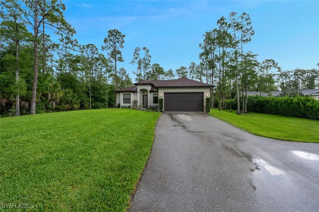 4345 6th Avenue NE Naples FL 34120
