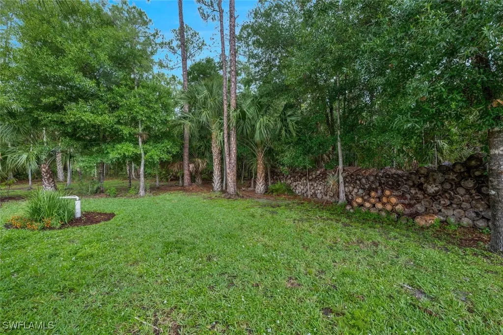 4345 6th Avenue NE Naples FL 34120