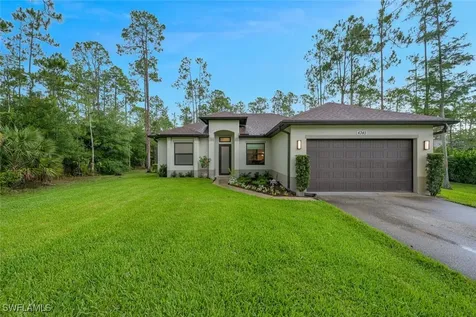 4345 6TH Avenue NE Naples FL 34120