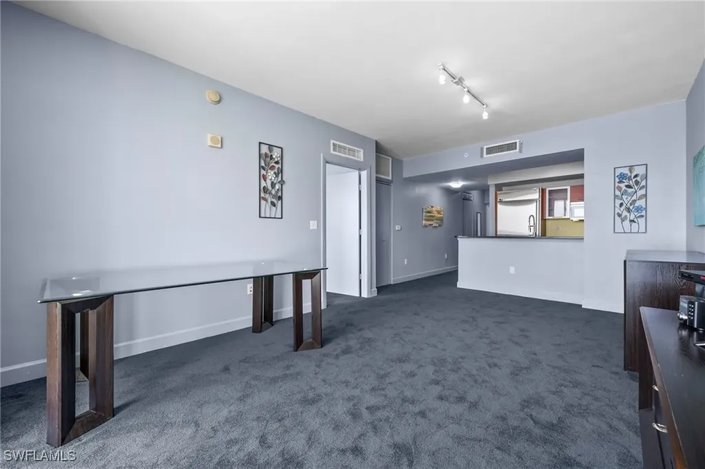3000 Oasis Grand Boulevard Fort Myers FL 33916