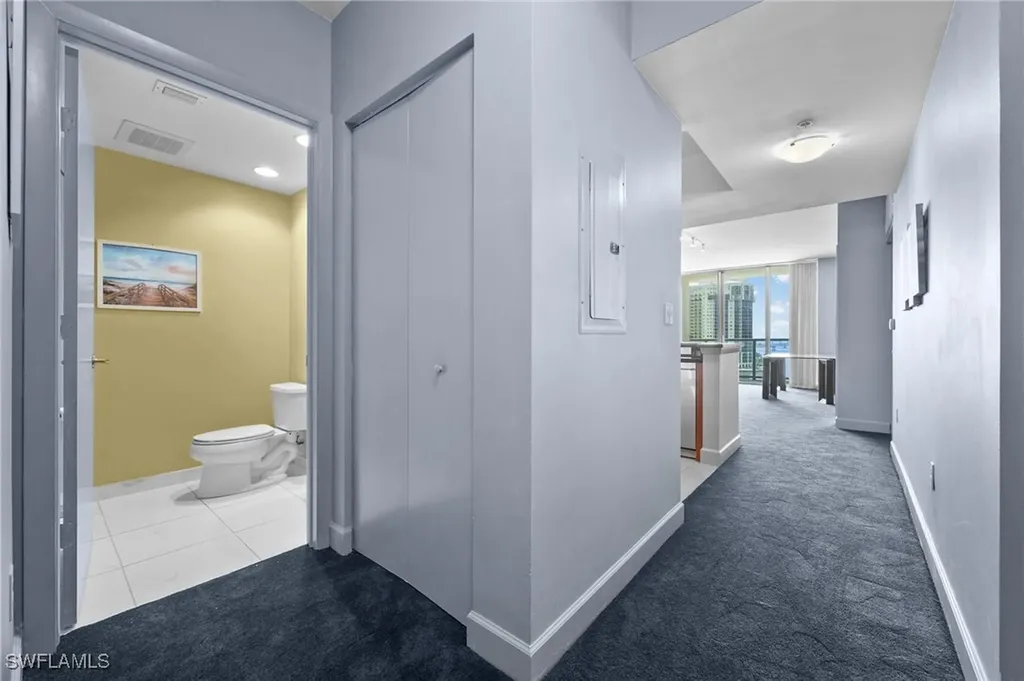 3000 Oasis Grand Boulevard Fort Myers FL 33916