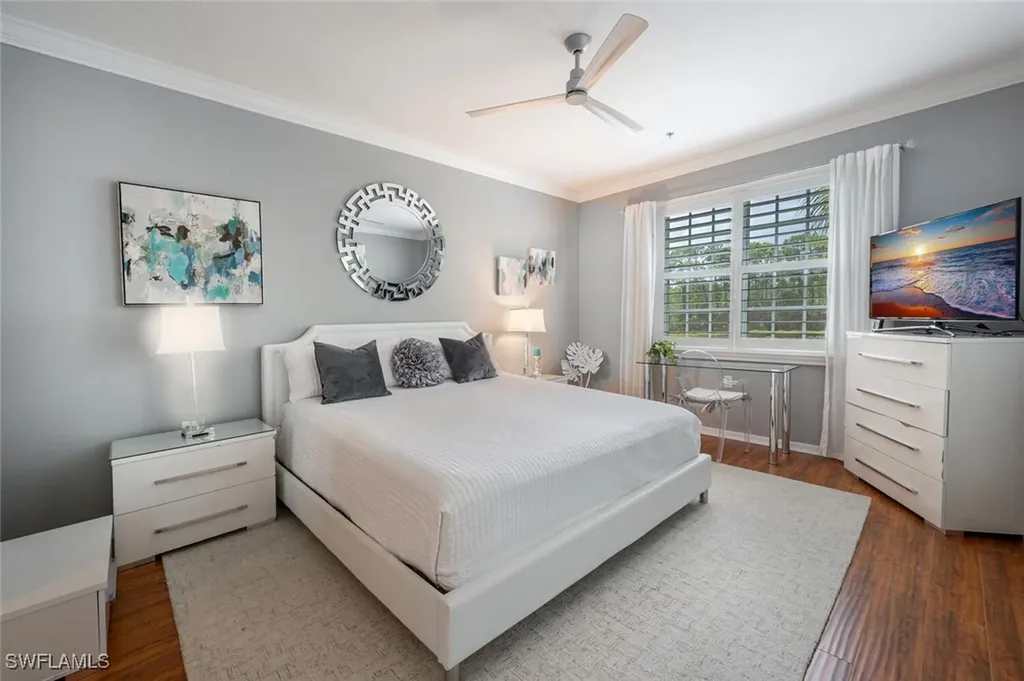 4883 Hampshire Court Naples FL 34112