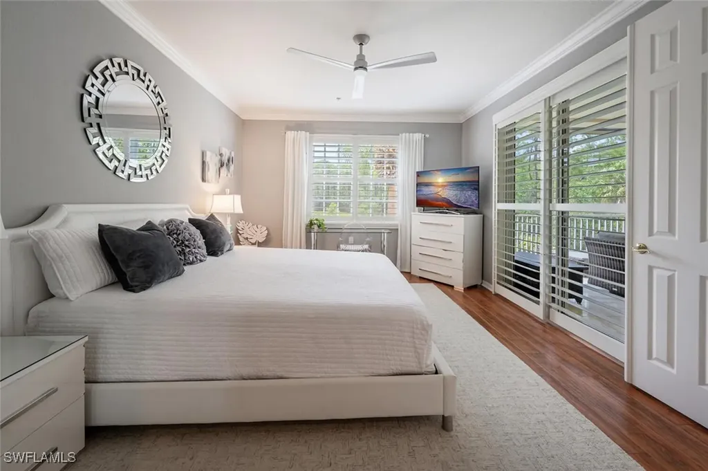 4883 Hampshire Court Naples FL 34112