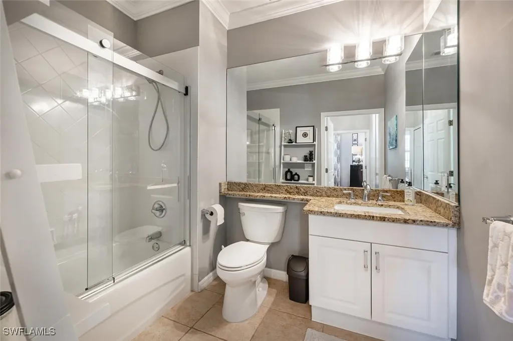 4883 Hampshire Court Naples FL 34112