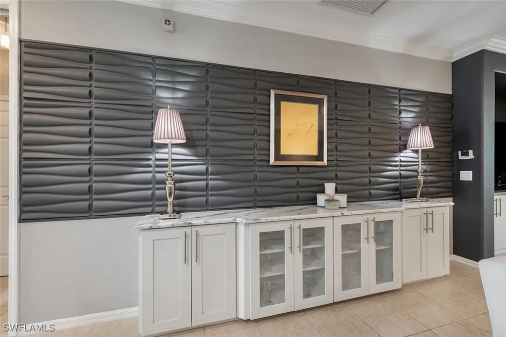 4883 Hampshire Court Naples FL 34112