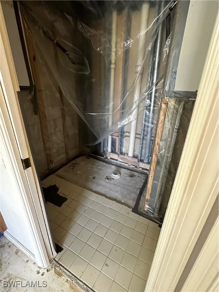 1224 Commonwealth Circle Naples FL 34116