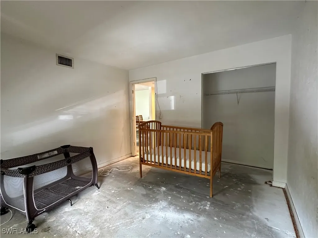 1224 Commonwealth Circle Naples FL 34116