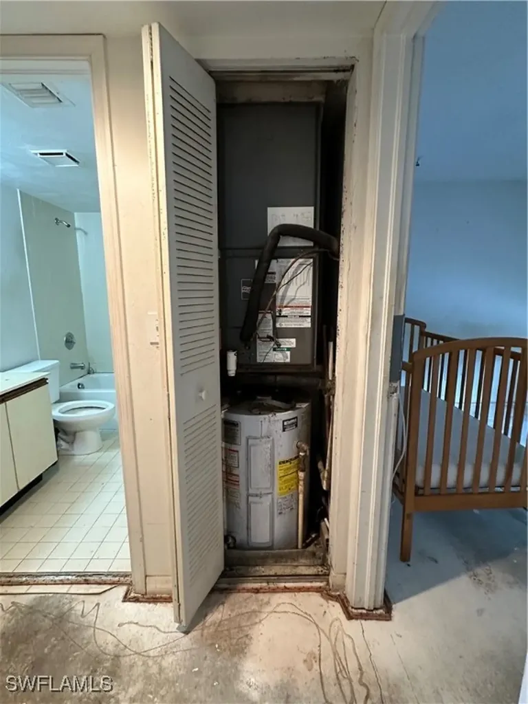 1224 Commonwealth Circle Naples FL 34116