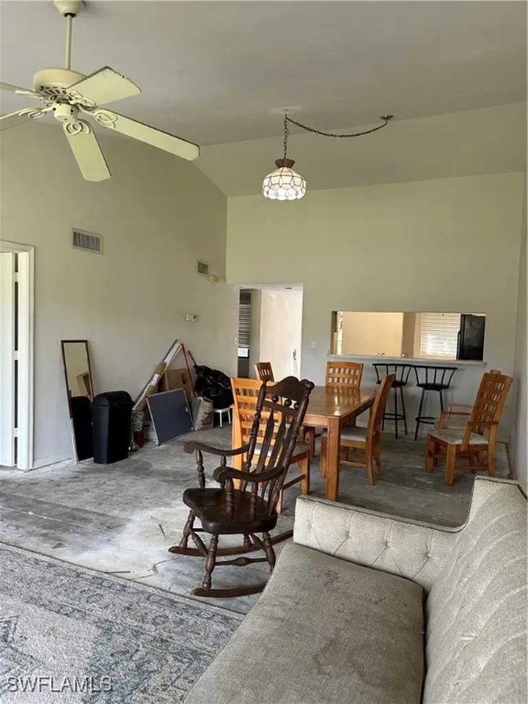 1224 Commonwealth Circle Naples FL 34116