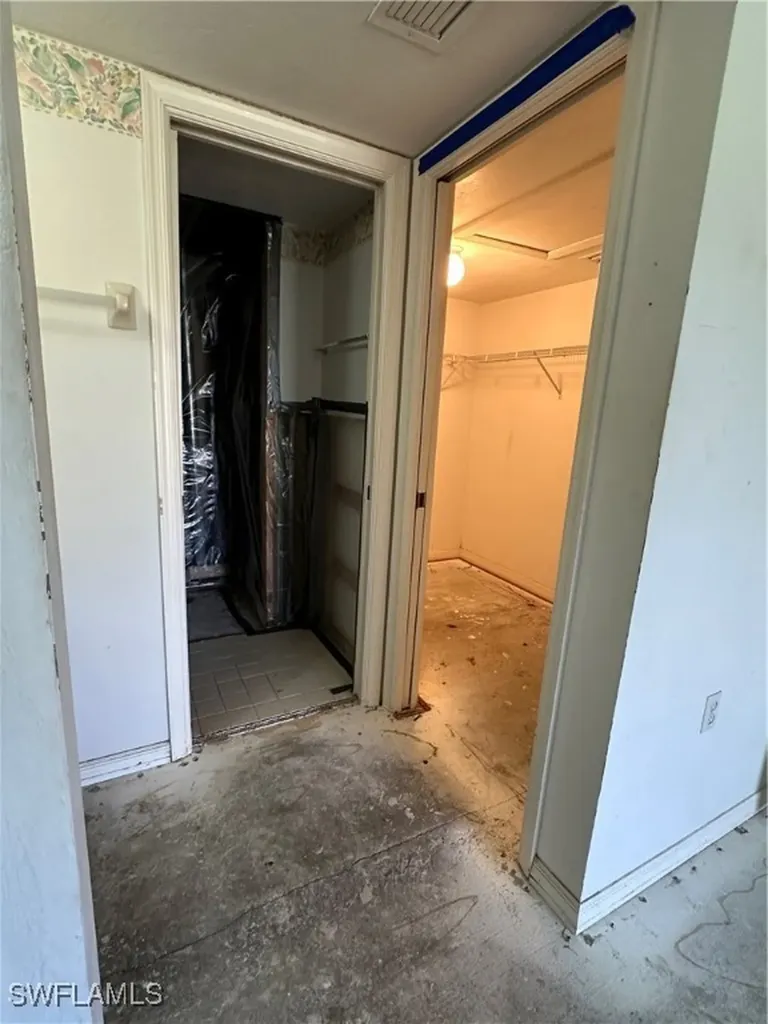 1224 Commonwealth Circle Naples FL 34116