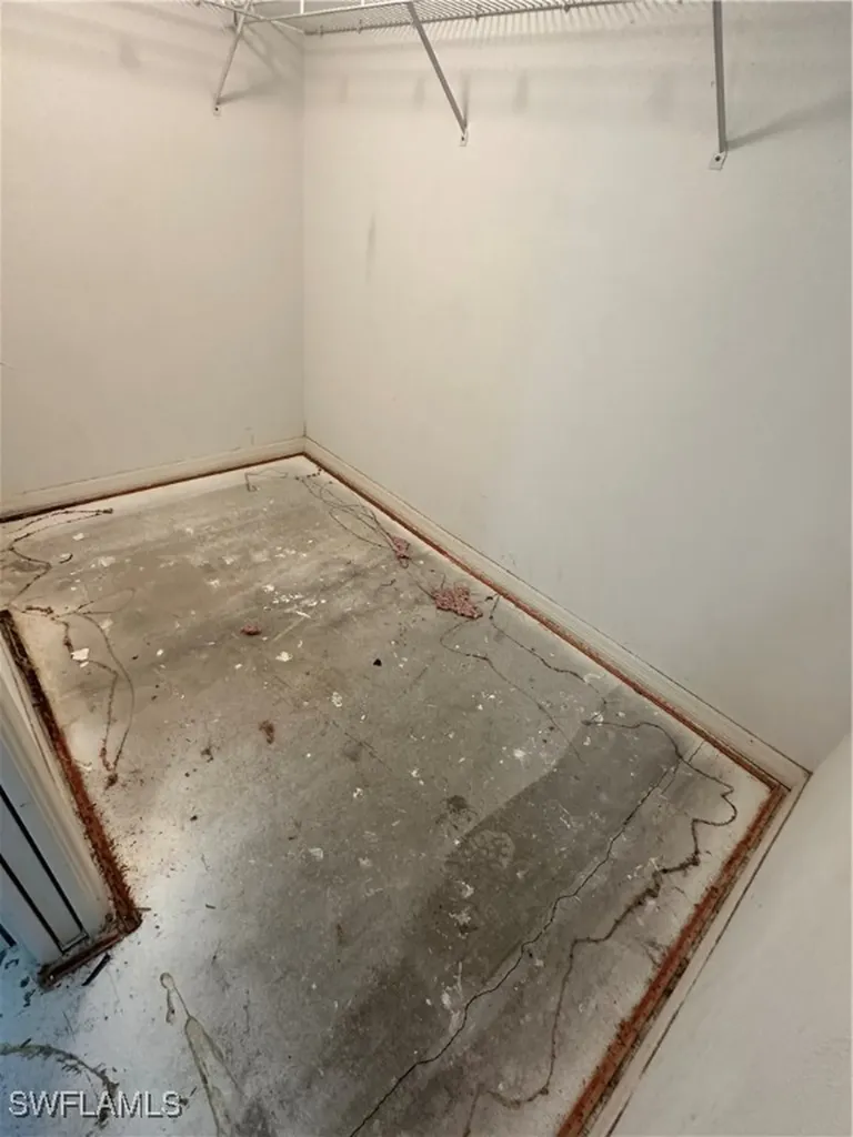 1224 Commonwealth Circle Naples FL 34116