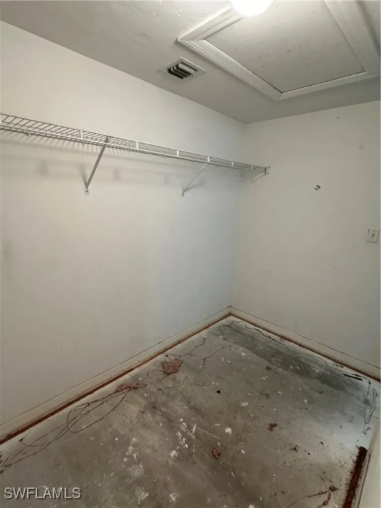 1224 Commonwealth Circle Naples FL 34116