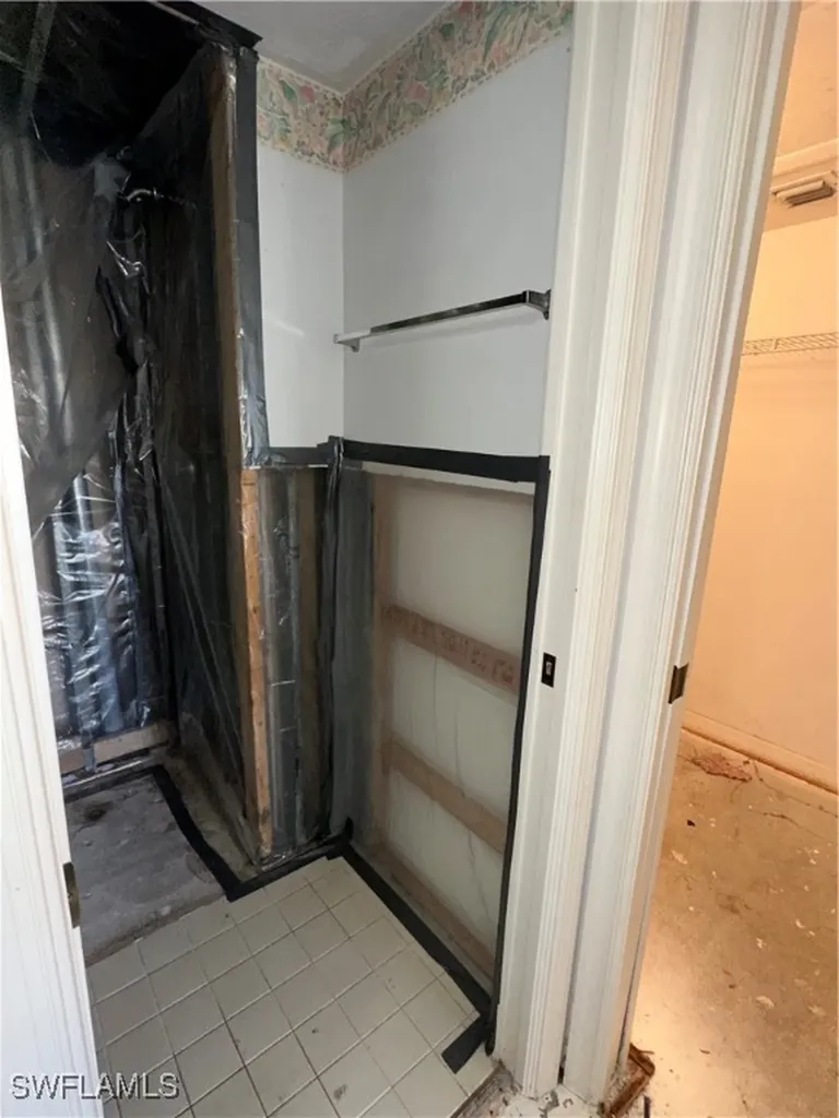 1224 Commonwealth Circle Naples FL 34116