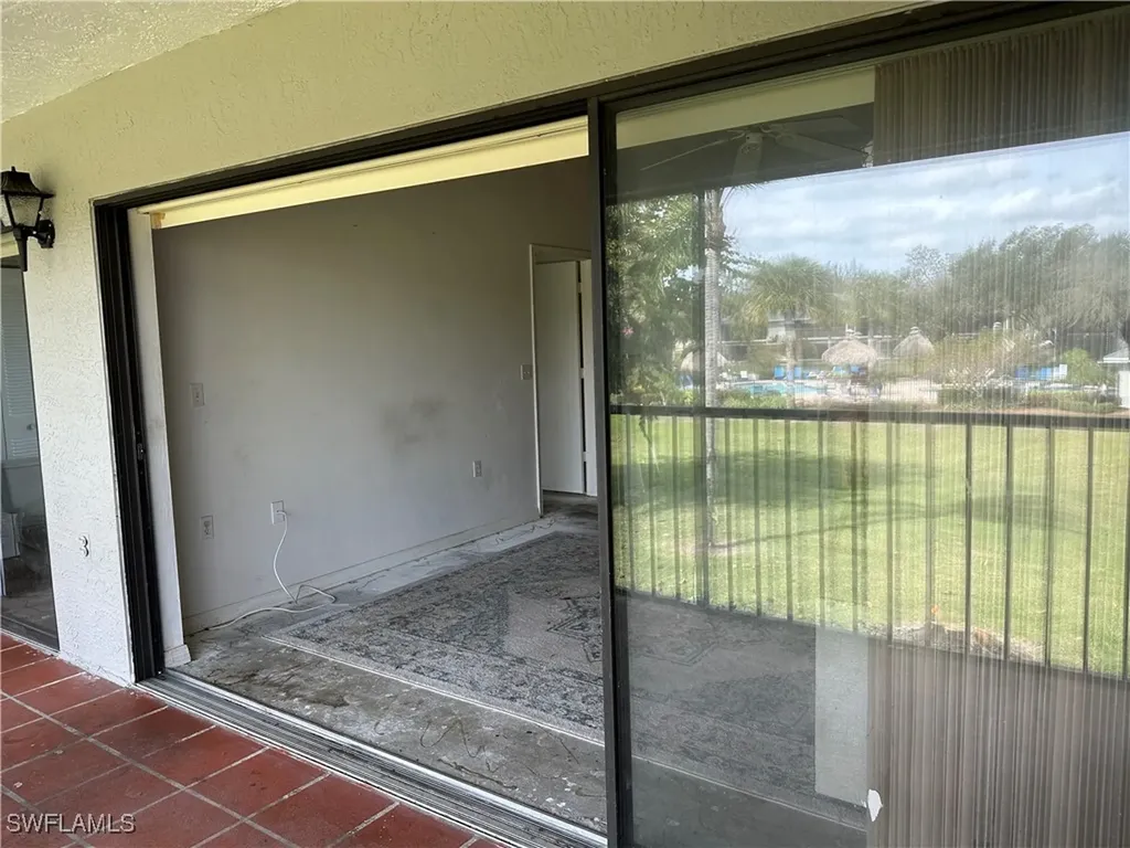 1224 Commonwealth Circle Naples FL 34116