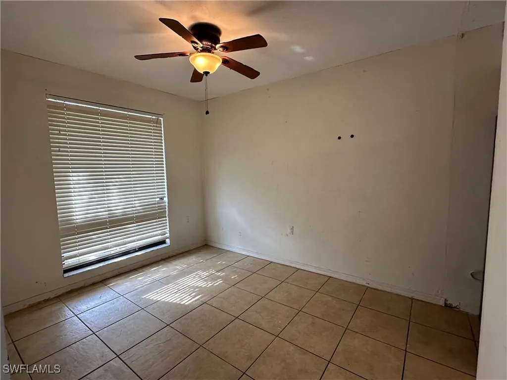 1224 Commonwealth Circle Naples FL 34116