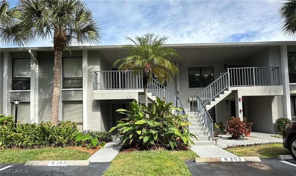 1224 Commonwealth Circle Naples FL 34116