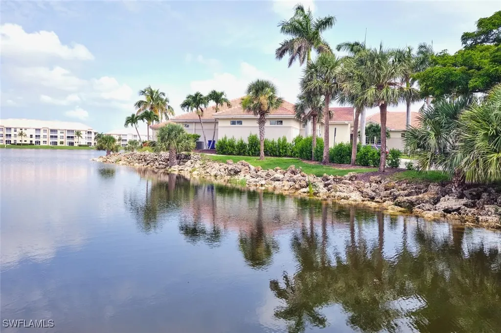 9100 Southmont Cove Fort Myers FL 33908