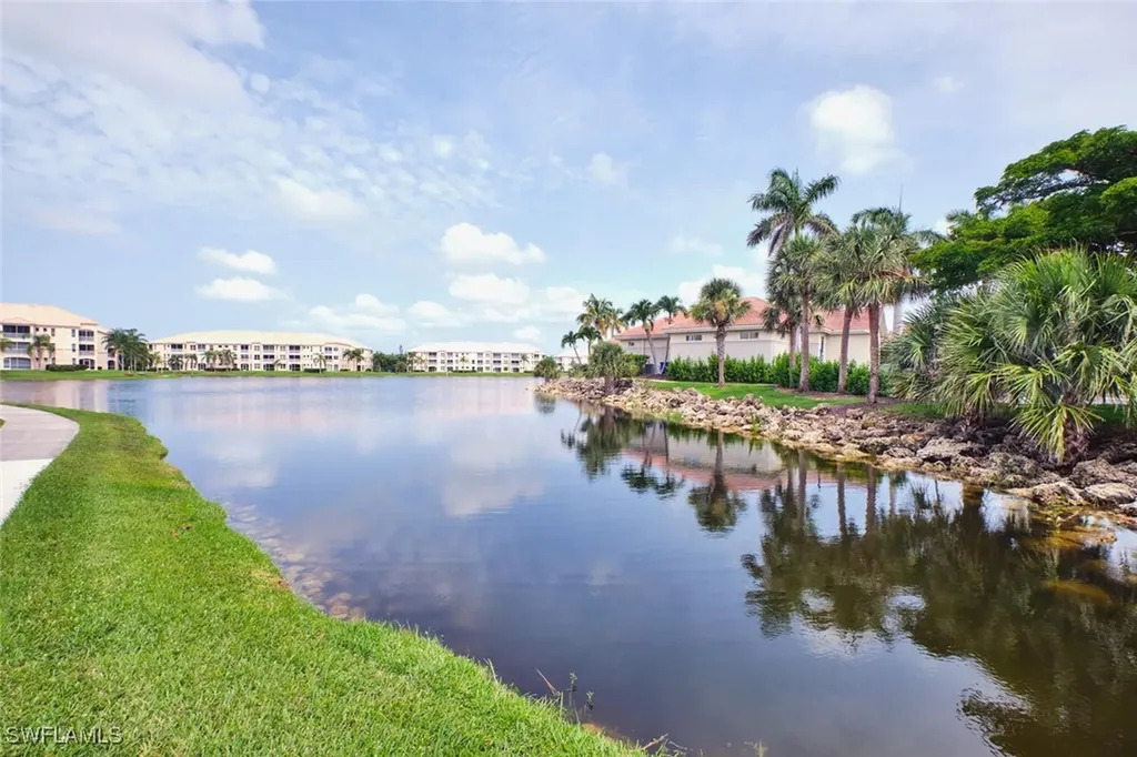 9100 Southmont Cove Fort Myers FL 33908