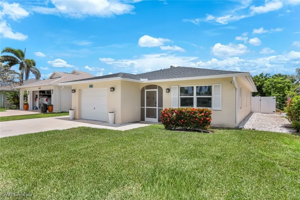 636 98th Avenue N Naples FL 34108