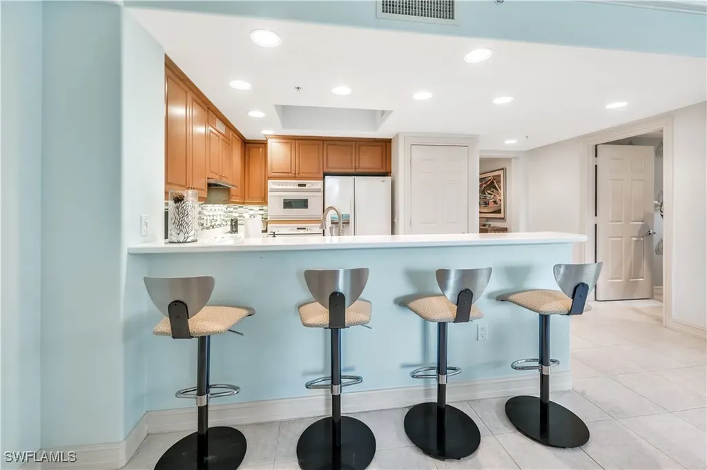 2748 Tiburon Boulevard E Naples FL 34109