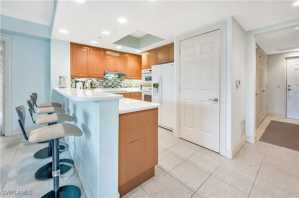 2748 Tiburon Boulevard E Naples FL 34109