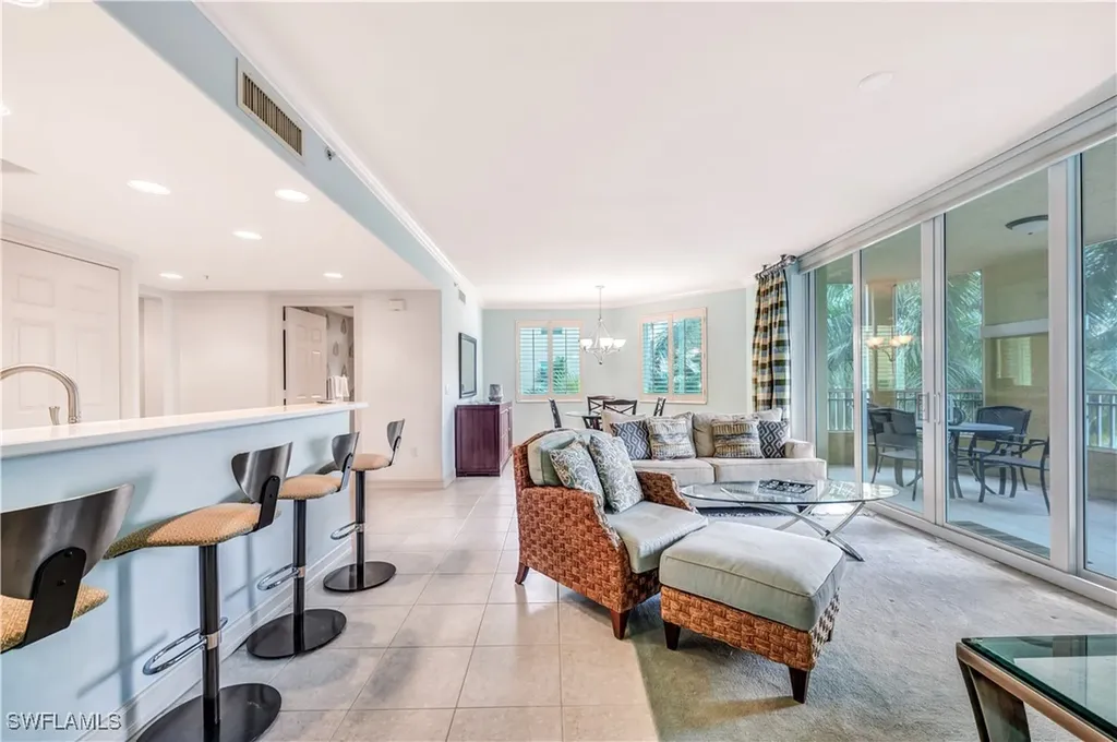 2748 Tiburon Boulevard E Naples FL 34109