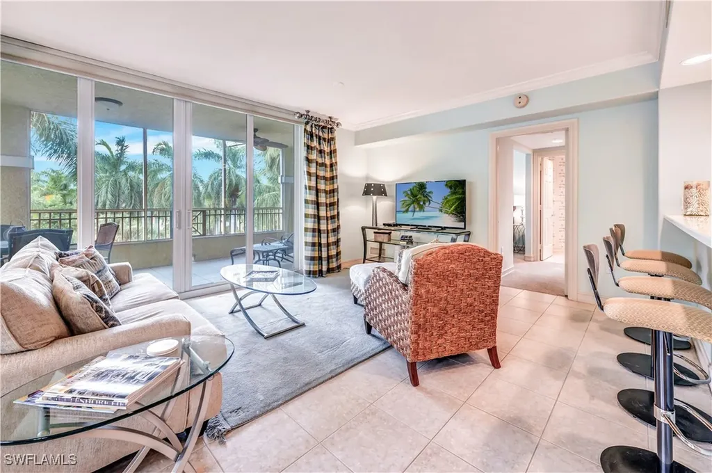 2748 Tiburon Boulevard E Naples FL 34109