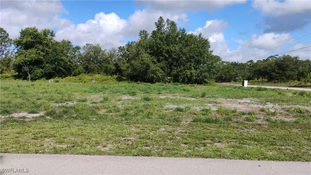 536 Parker Avenue S Lehigh Acres FL 33974