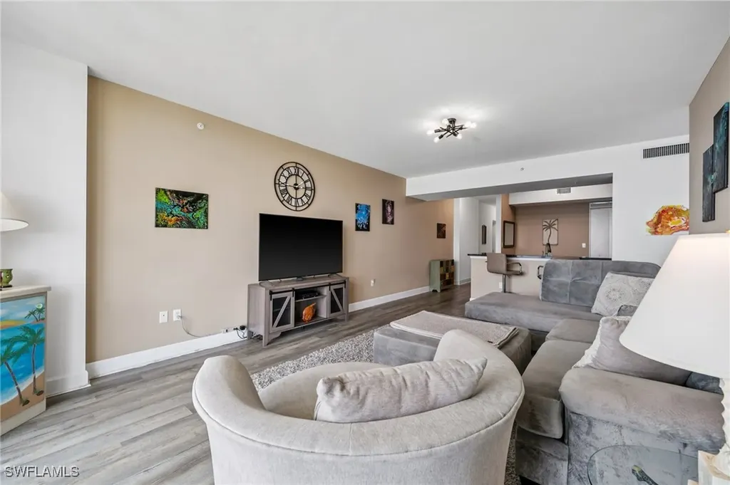 3000 Oasis Grand Boulevard Fort Myers FL 33916