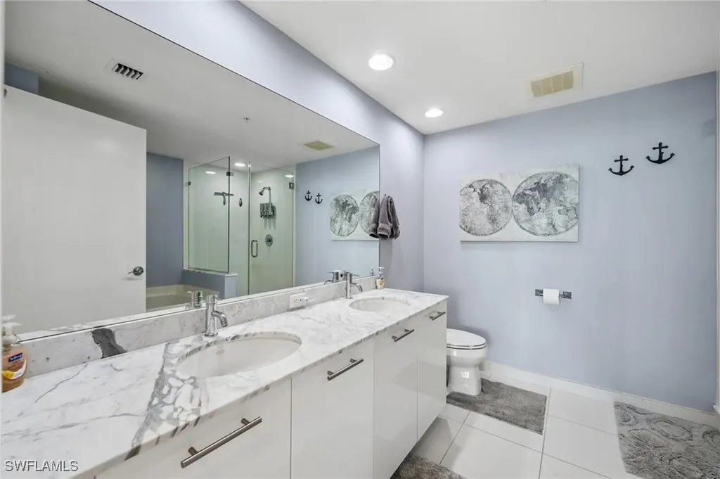 3000 Oasis Grand Boulevard Fort Myers FL 33916