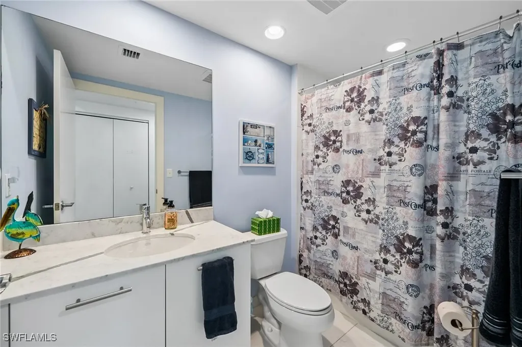 3000 Oasis Grand Boulevard Fort Myers FL 33916