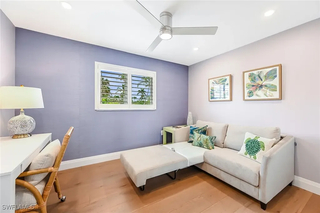 250 7th Avenue S Naples FL 34102