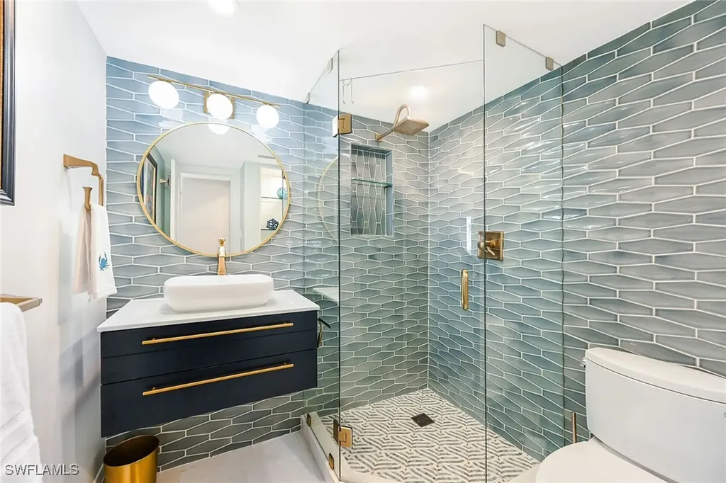 250 7th Avenue S Naples FL 34102