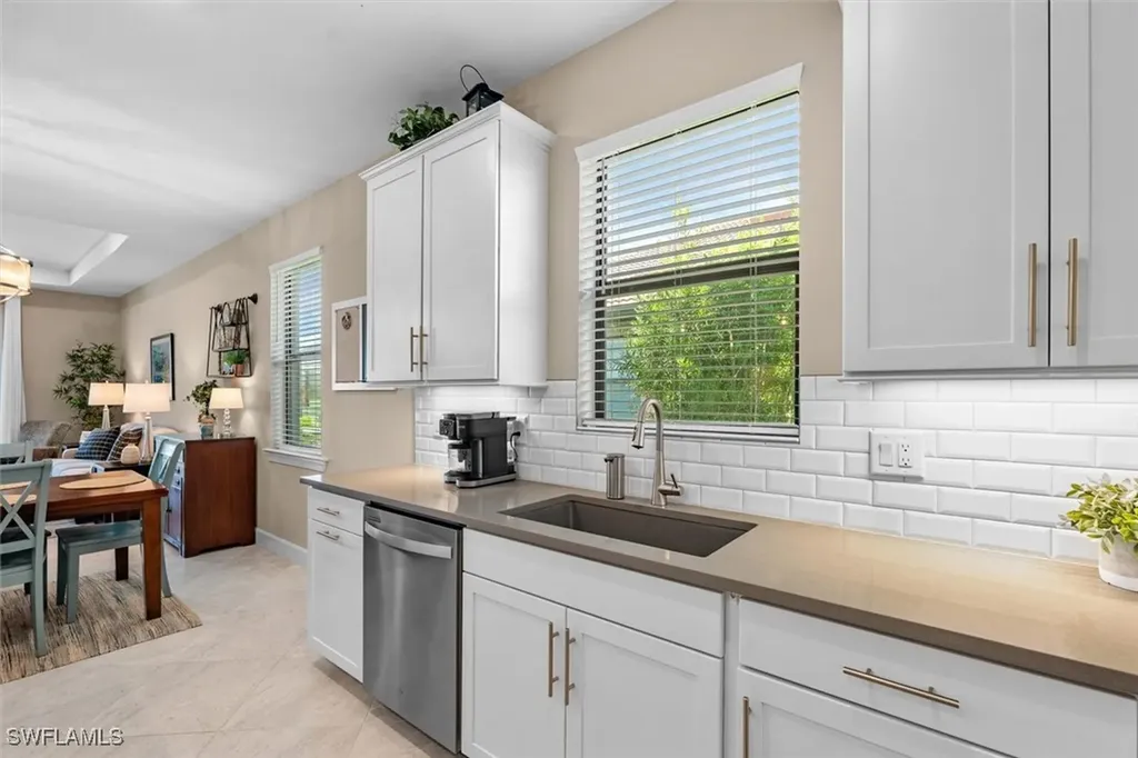 4012 E Hampton Circle Alva FL 33920
